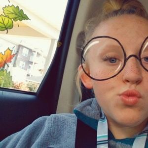 Meet your Posher, Jada